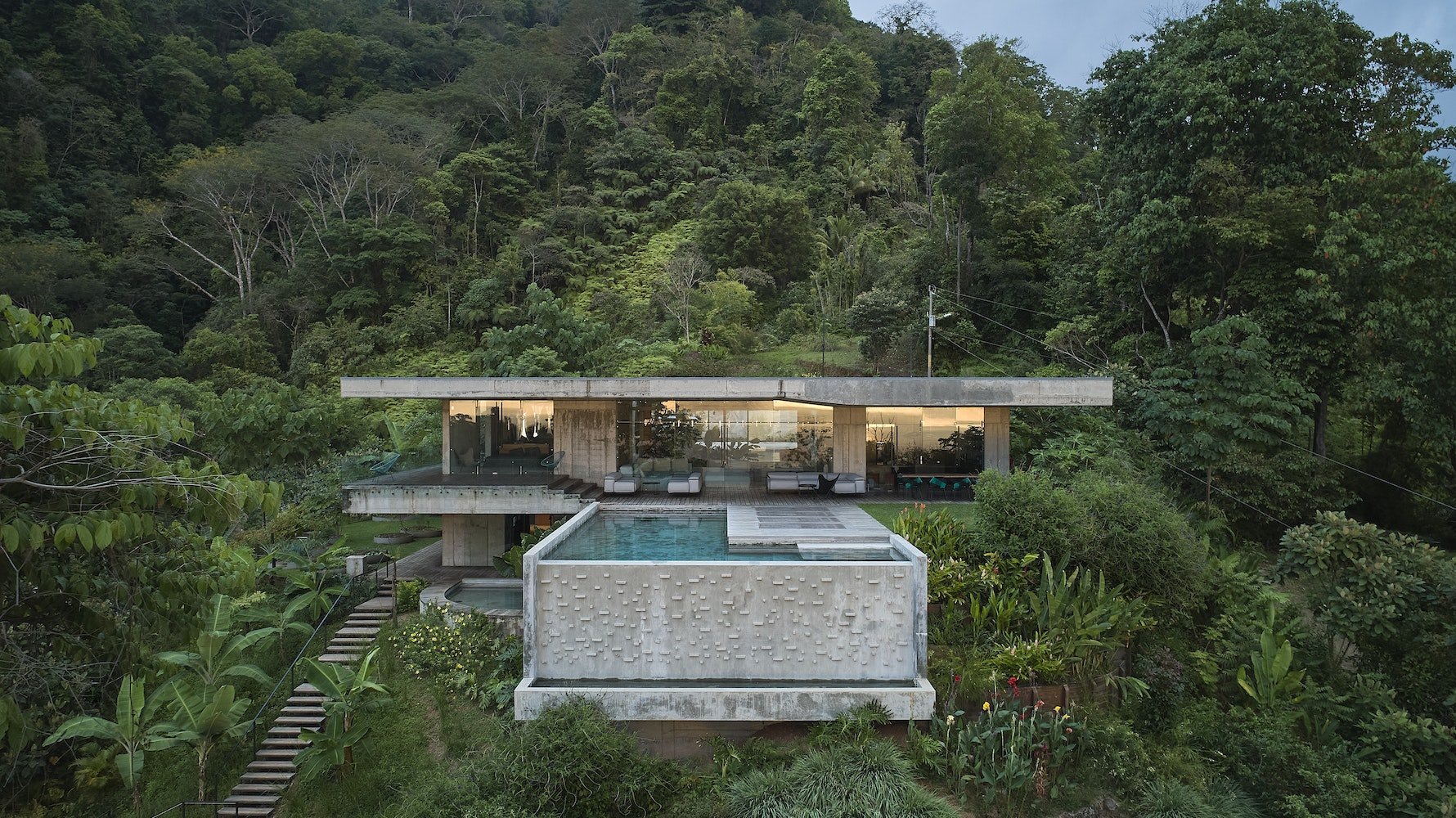 Concrete Jungle - DWELL by CMgestalten US Shop