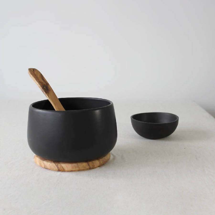 Stoneware Serving Bowl | Ewa 68 Oz - DWELL by CM