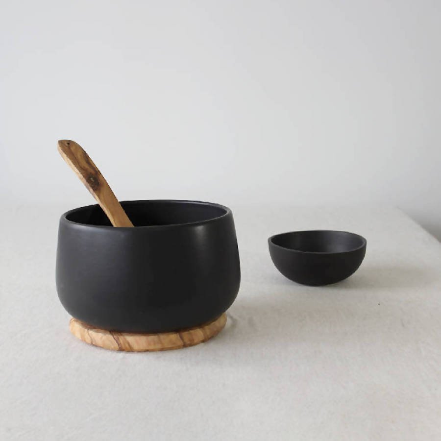 Stoneware Serving Bowl | Ewa 68 Oz - DWELL by CMGHARYAN Stoneware & More North America